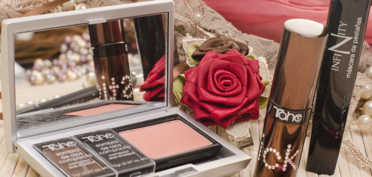 Make Up